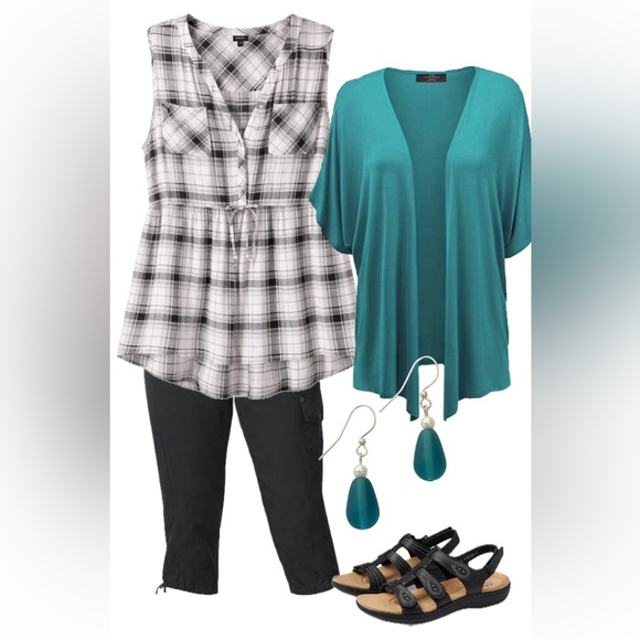 Torrid 4 Sleeveless Plaid Drawstring Peplum Top - Black & White - Picture 6 of 6